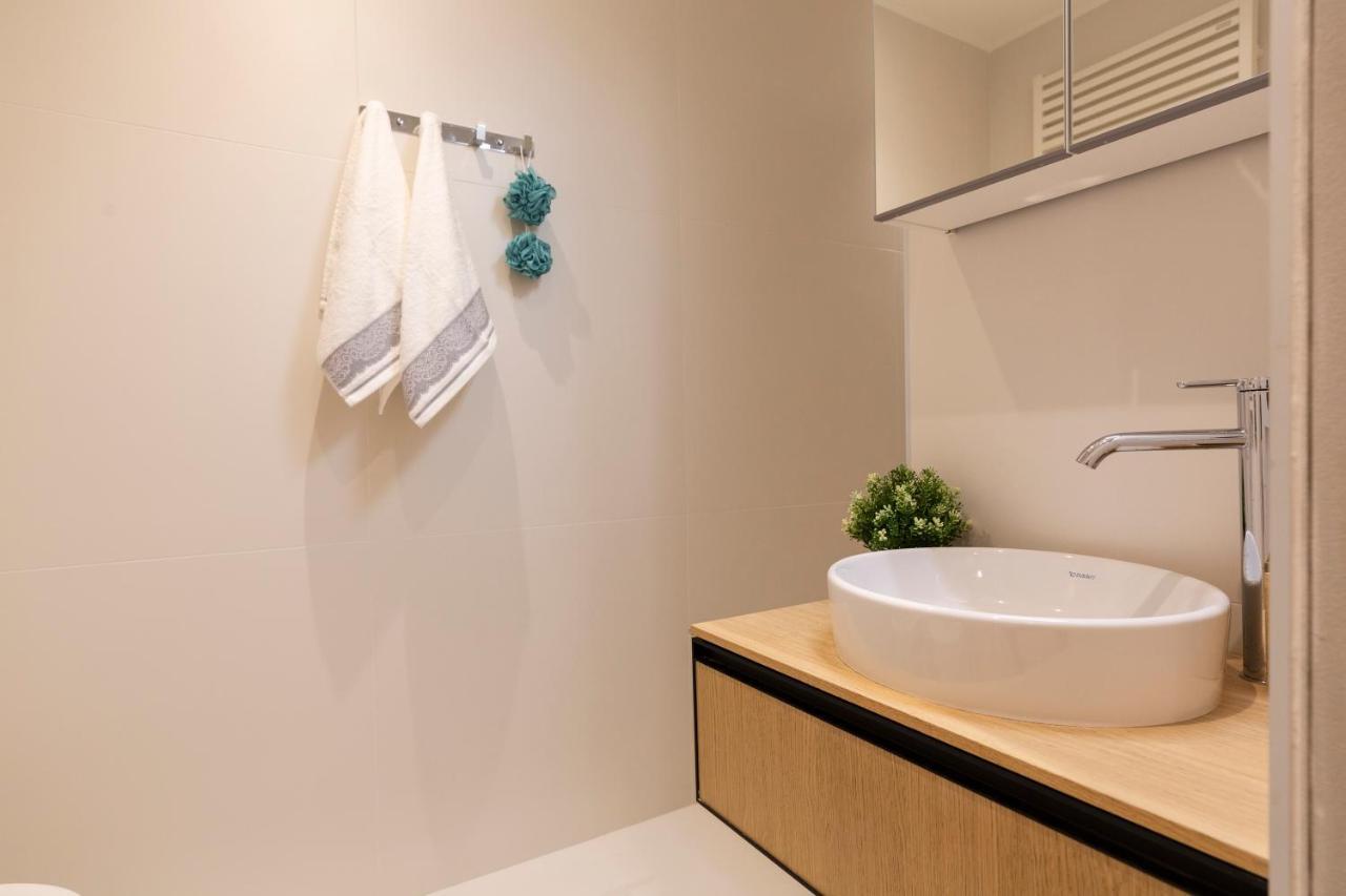 Domus Ticinese Apartment Milano Ngoại thất bức ảnh